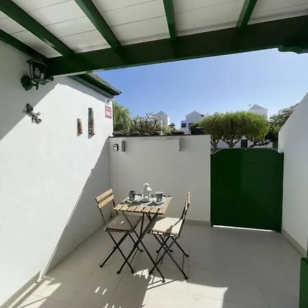 Buganvilla House In Lanzarote South