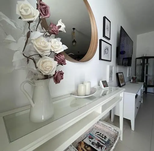 Eslanzarote Buganvilla House شقة