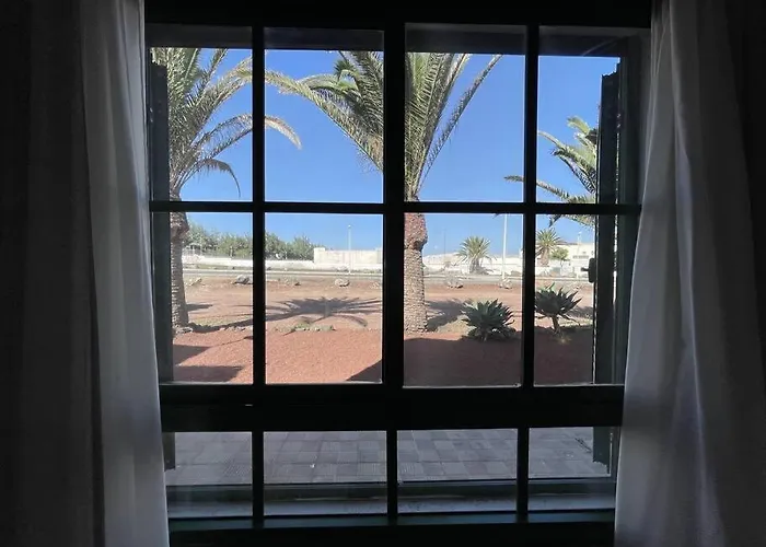 Eslanzarote Buganvilla House * بلايا بلانكا